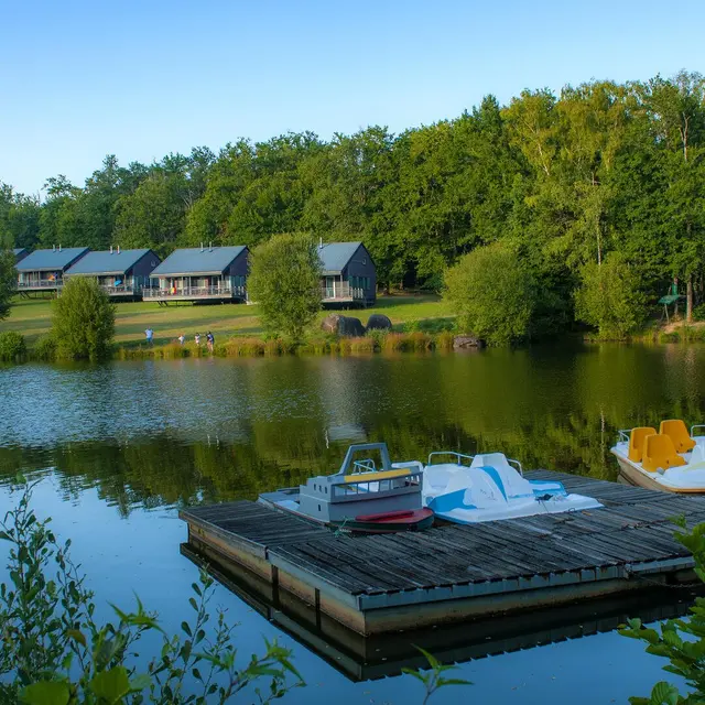 nps-Nouailles-cottages vue lac 2