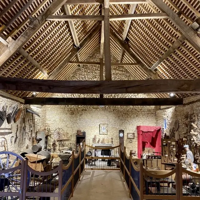 Musée des arts et traditions populaires 1