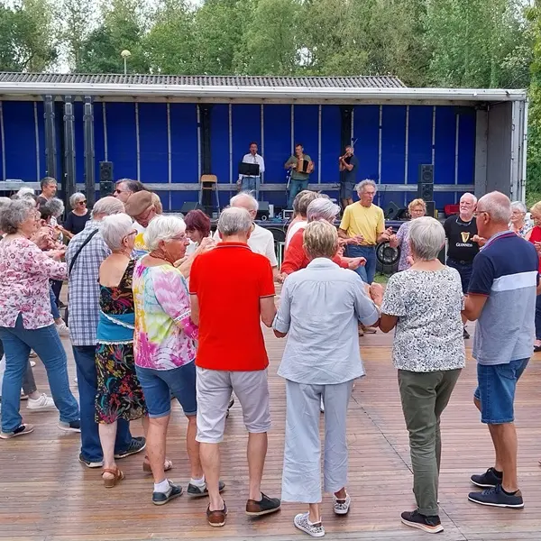 fest-deiz_beurbis-galleses_ferzae_harold-kotri_hélléan_DestinationBrocéliande