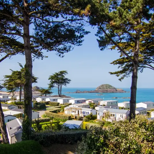 Camping - Les Chevrets - Saint-Coulomb