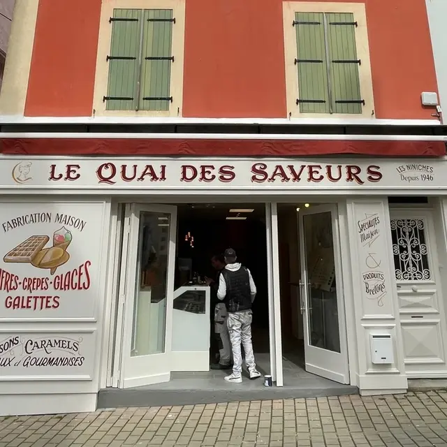 783661_maison_darmorine-_commerces-_alimentation_-_le_palais_-_glace-gaufre-crepe-galette-belle-ile-en-mer-le-quai-des-saveurs
