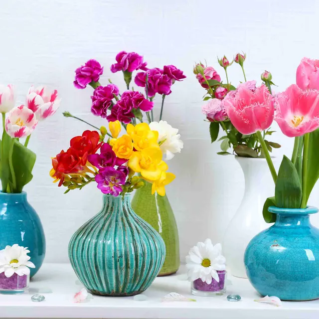 8. Compo florale vase