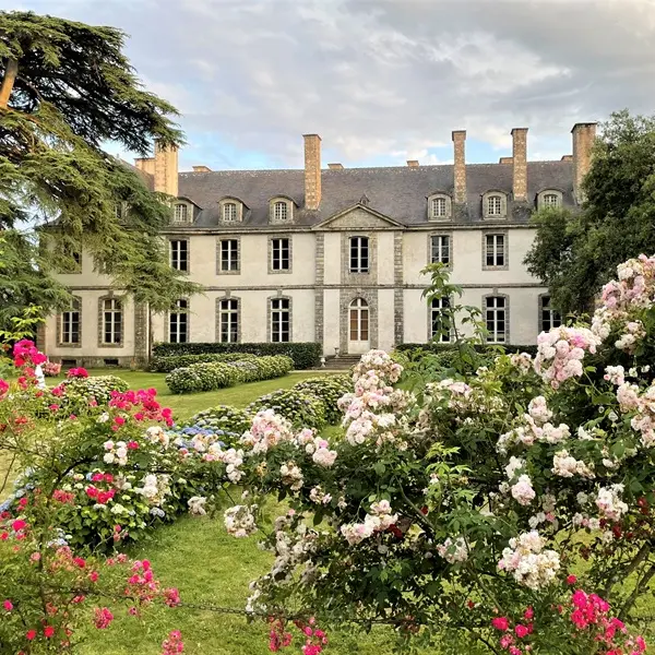 balade botanique - Château de Loyat - Vue des rosiers - Morbihan
