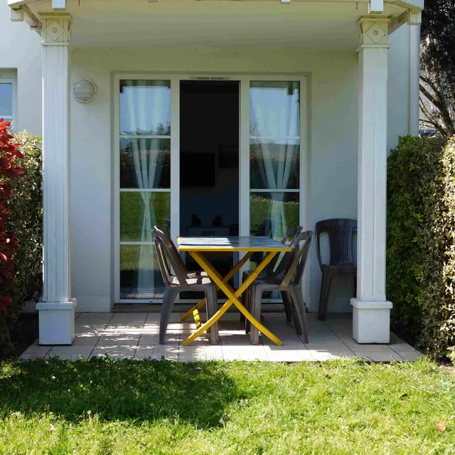 056MS000368_Brohan_Façade