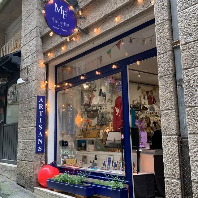 Mille Facettes vitrine