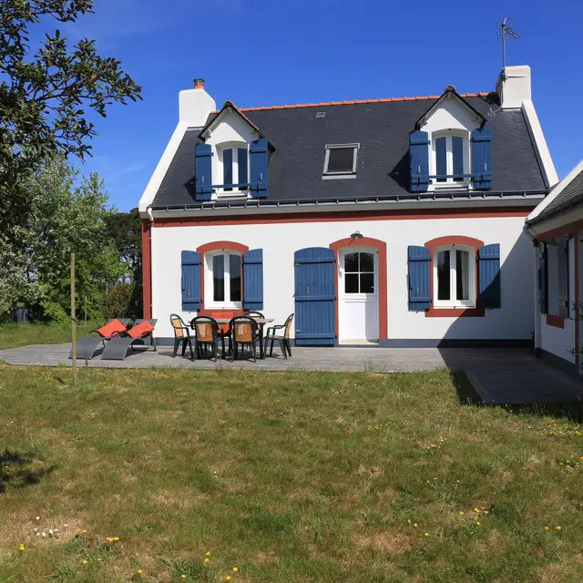 2023-THIEBAUT MYRIAM-LOCATION SAISONNIERE-LOCMARIA-BELLEILE