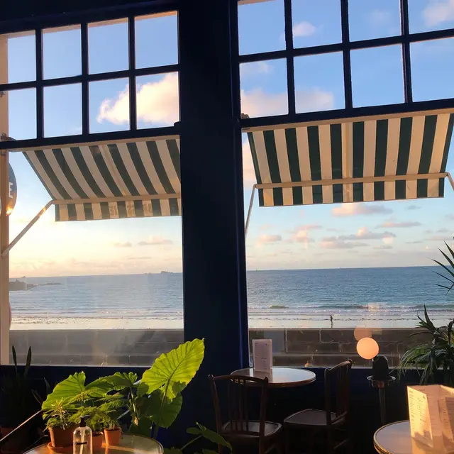 Restaurant La Corniche vue mer - St Malo