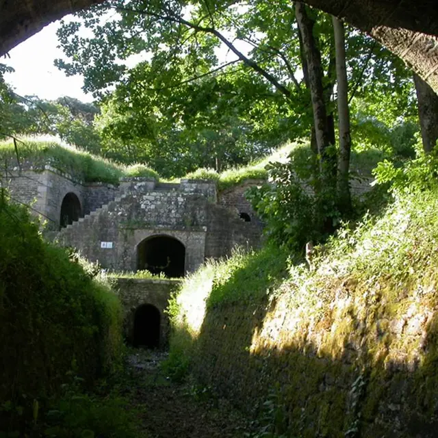 Enceinte urbaine de Le Palais