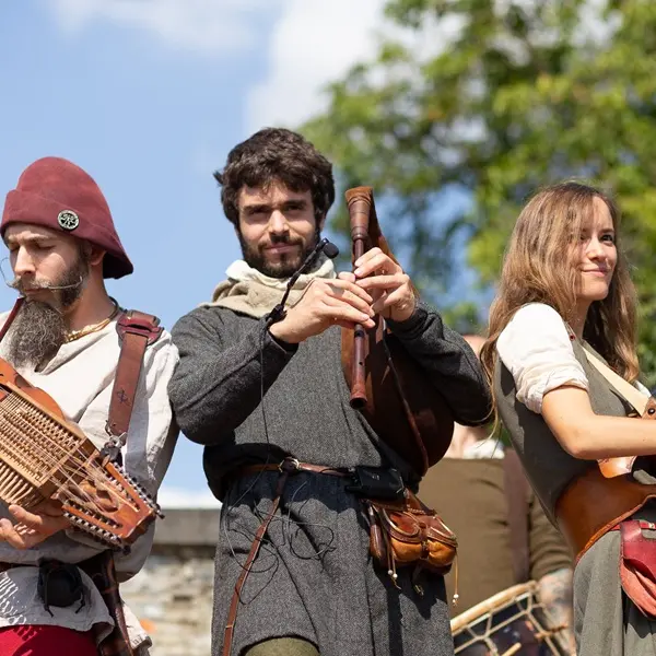festival_médiéval_Comper_Centre-Arthurien_DestinationBroceliande