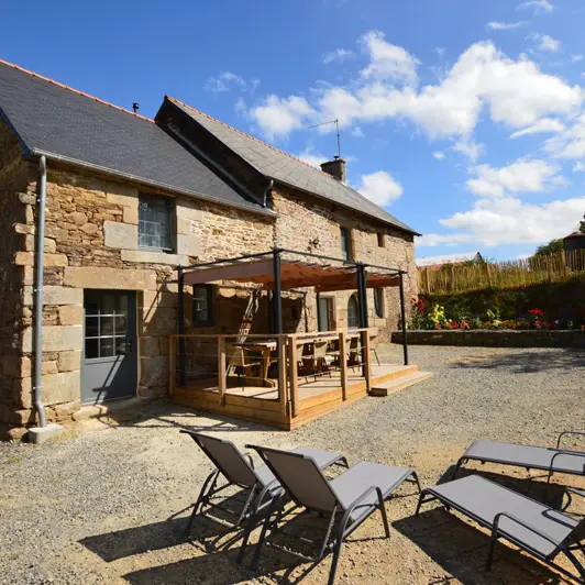 Gîte Le Camélia à Val-Couesnon