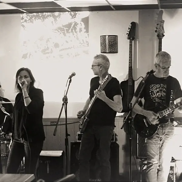 Concert Retour 2 Scène - Pop rock_Guillac_DestinationBrocéliande