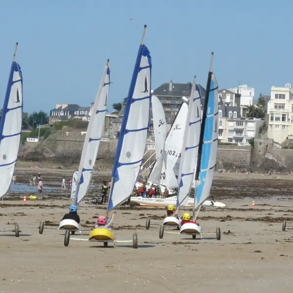 Surf school - école de voile - Saint-Malo