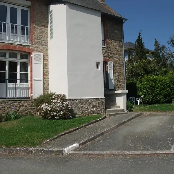 AUFFRET.façade. StMalo