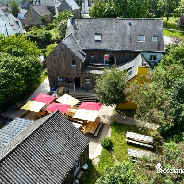 Auberge @Brocéliande Guide