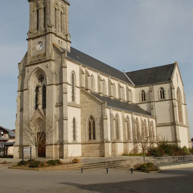 Bréhan L'église Paroissiale de
