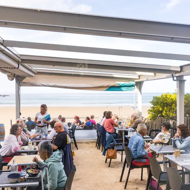 CHARMETTES - RESTAURANT - CREDIT PIERRE YVES GAULARD