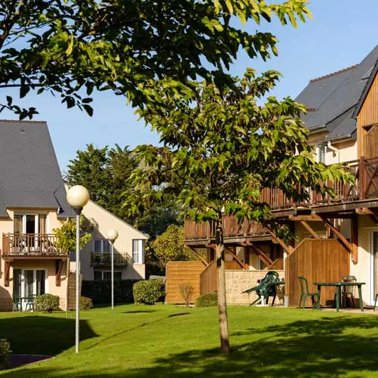 Résidence Lagrange Confort + Les Roches Douvres