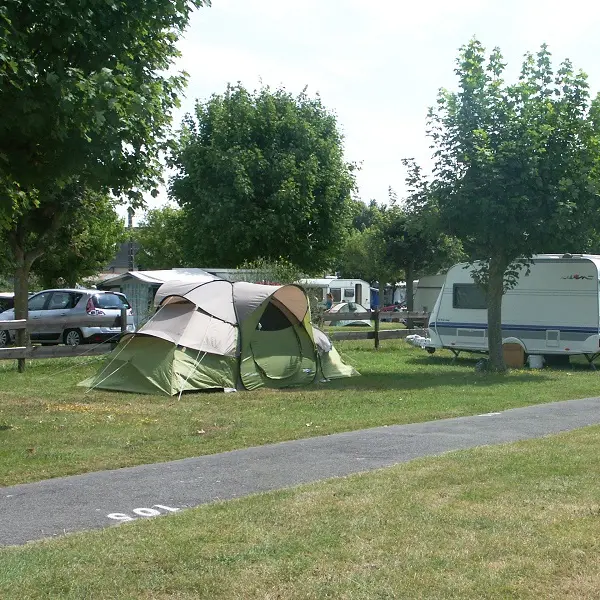 Camping municipal - tentes - Saint-Suliac