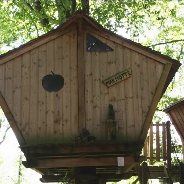 Cabanes perchées du Domaine du Roc - Hébergements insolite - Le Roc Saint-André - Val d'Oust - Morbihan - Bretagne