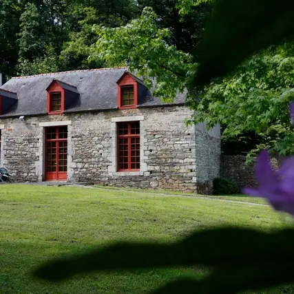 Christiane De Thalouët, Quelneuc, Destination Brocéliande, Bretagne