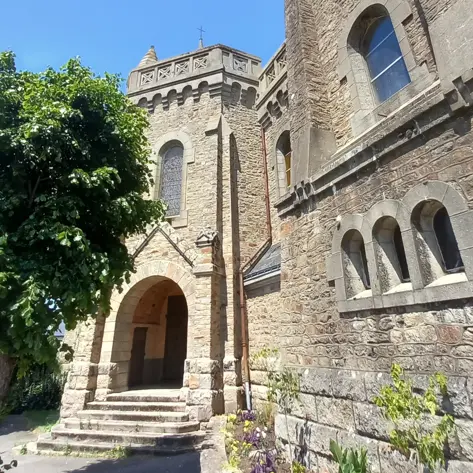 Visite de l'Eglise Charles de Blois