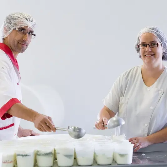 Ferme de Ville Pretre - Moulage des Fromages Frais