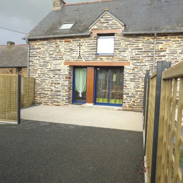 Gîte La pierre bleue à Couëdel