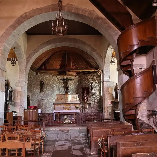 Intérieur de l'église Notre-Dame de Chauvigné