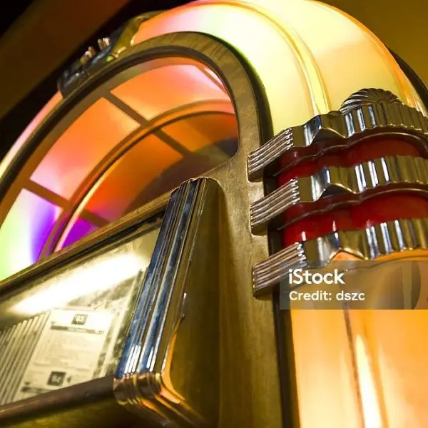 Jukebox - Café - Forge - Guillac - Josselin - Destination - Brocéliande