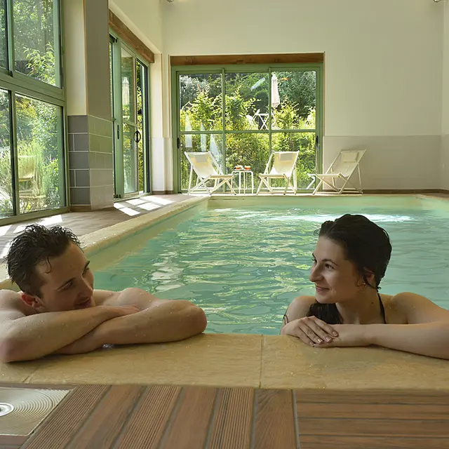 KABUKI couple piscine - DSC5202