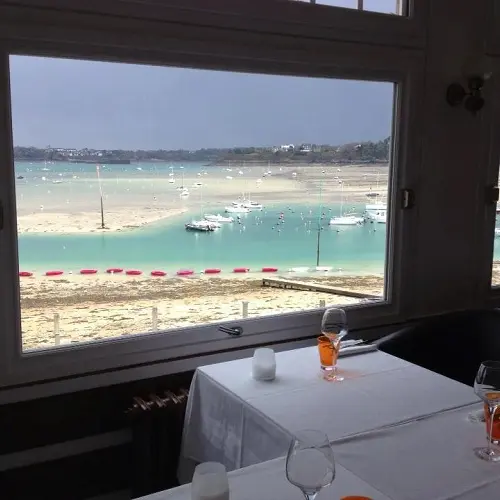 Le Yacht Dinard - Brochure