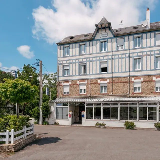 Hôtel le Saint-Pierre