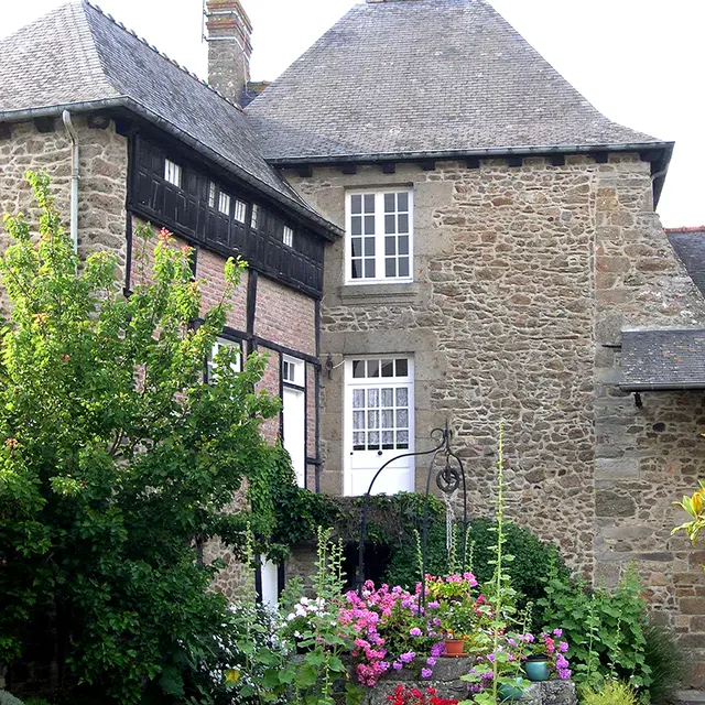 MANOIR LA BARDOULAIS - façade1 - St Méloir