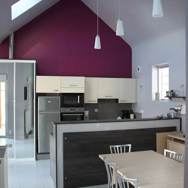 MADAME-ET-MONSIEUR-BREHAULT-JEAN-RENE-RUE-DES-OUCHES-DINARD-VUE-CUISINE