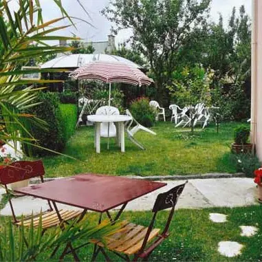 Madame Annick VALLET 3