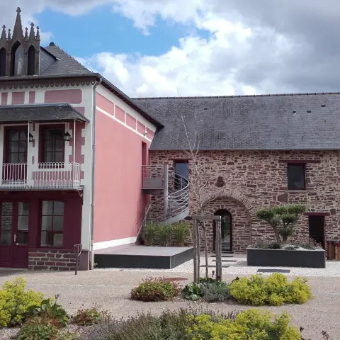 Médiathèque Saint-Thurial