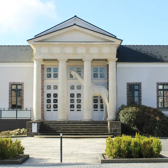 Médiathèque la girafe - avril 2018 - Office de Tourisme (2)