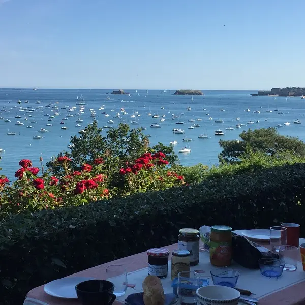 NAYEL - PHOTO BROCHURE