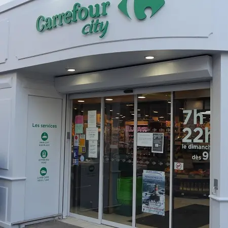 Commerces-Carrefour City Saint-Servan-Saint-Malo