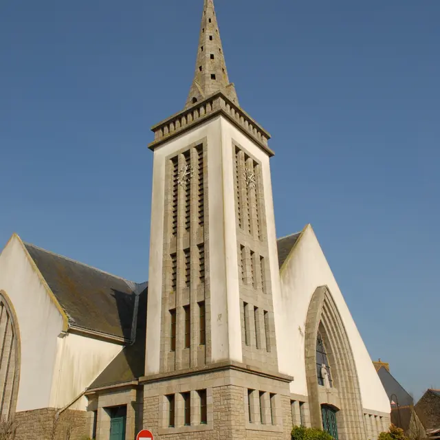 PLEUGRIFFET_Eglise_paroissiale_0006