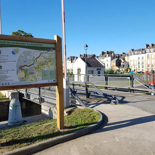 Départ de l'écluse de la Digue