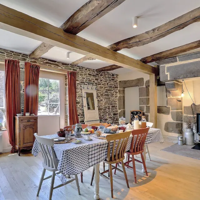 Chambres d'hôtes - Agritourisme Abaé - Sougéal (Petit-déjeuner)