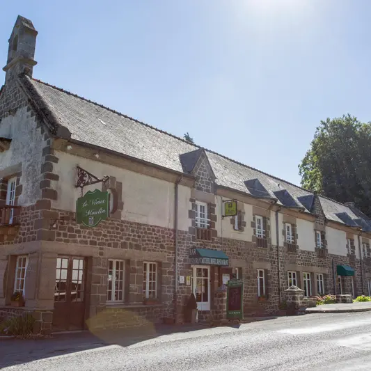 Hostellerie du Vieux moulin à Hédé-Bazouges