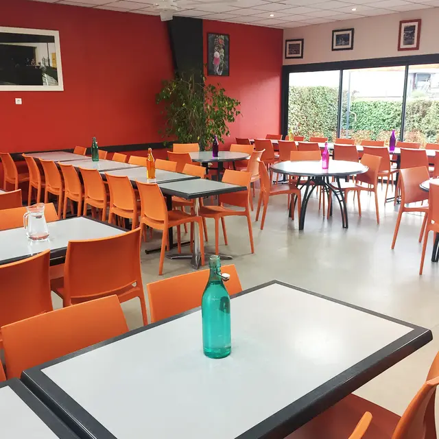 RESTAURANT LA GUÉNAUDIÈRE2