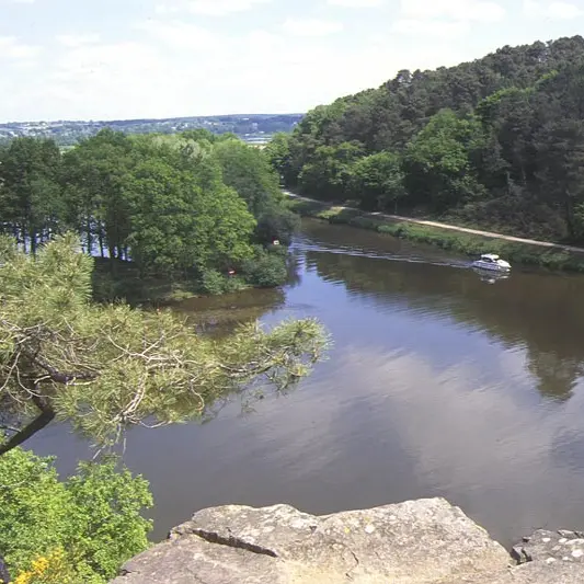 Site de L'Île Aux Pies - Bains-Sur-Oust