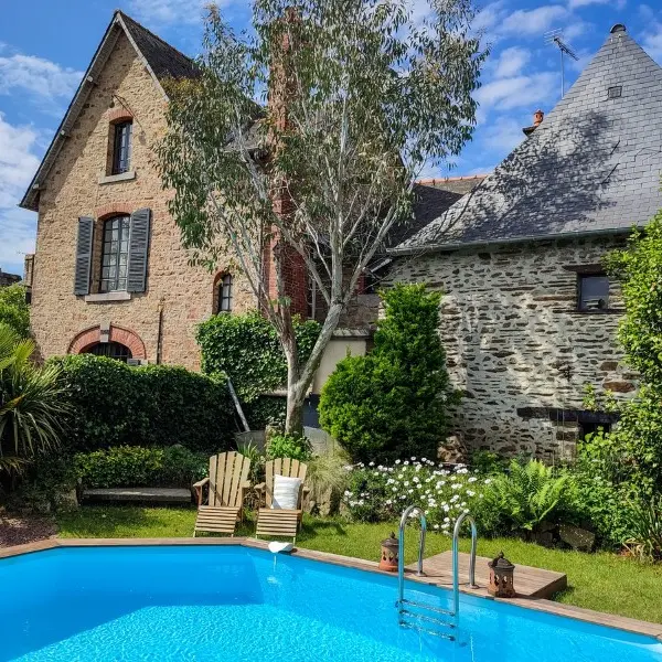 Val Couesnon_Le 1900_Maison d'hôtes et piscine