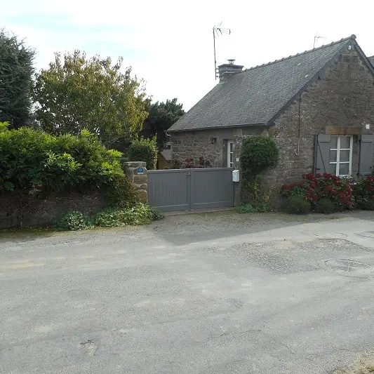 Location- M. Lefeuvre - St Coulomb