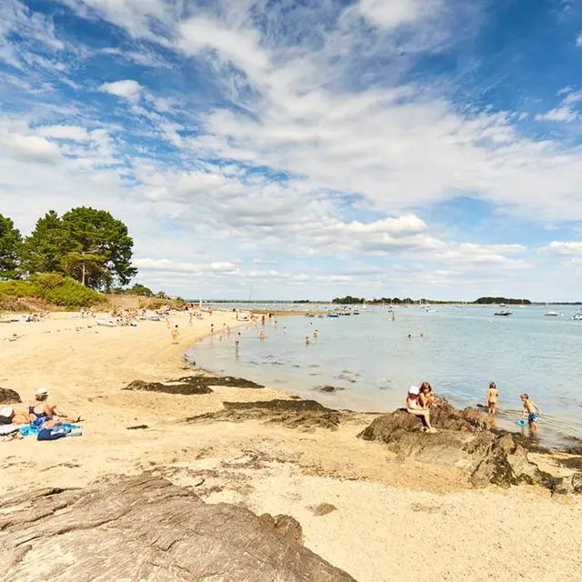 Plage de Pénéra-Ile d'Arz-Golfe-du-Morbihan-Bretagne sud