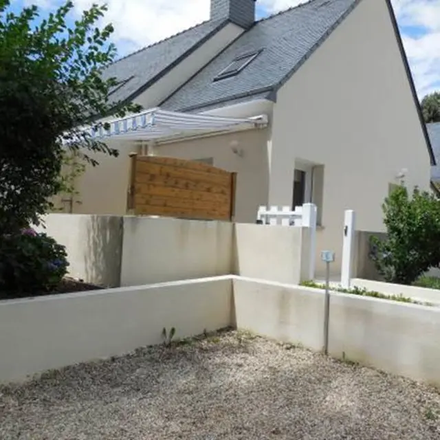 Clévacances - Meublé 056MS000325 - Maison mitoyenne les Camélias proche des plages, ports de plaisance et Golfe du Morbihan. - Arzon - Morbihan Bretagne Sud