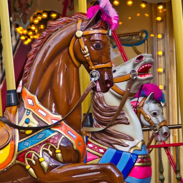 childrens-carousel-3800518_1920